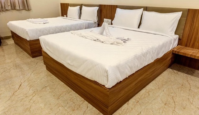 Hotel M S Chola