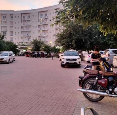 Hotel Madhav Vrindavan at omaxe
