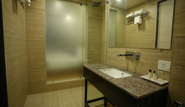 Hotel Makhan Vihar