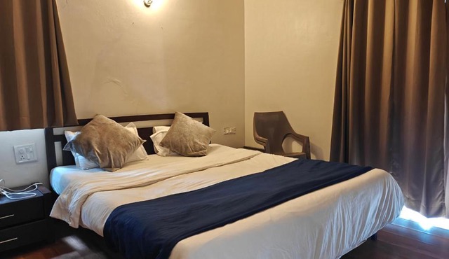 Hotel Maurya Regency