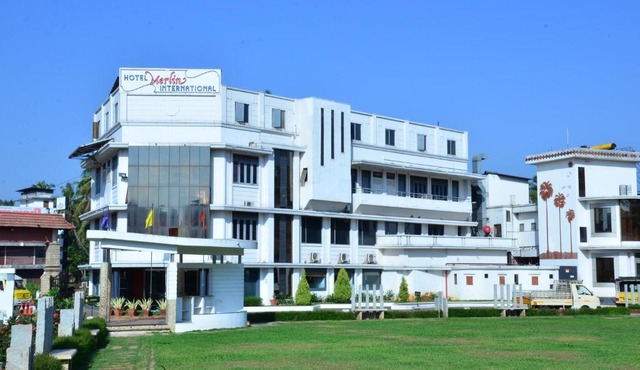 Hotel Merlin International