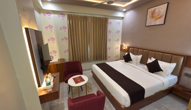 HOTEL MOHAN PALACE