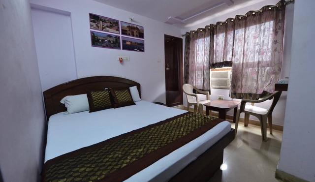 Hotel Mohit Palace