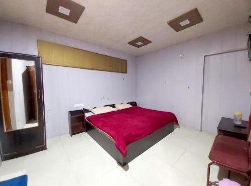 Hotel Neelam Raj Nainital Near Mall Road - Excellent Service Awarded - Near Lake