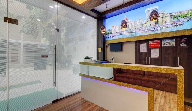 Hotel New Blue Sapphire Residency