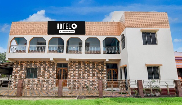 Hotel O Durgapur Near NSHM College