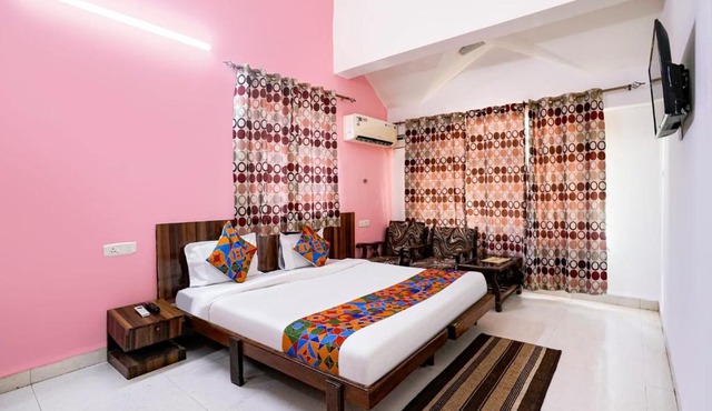Hotel O