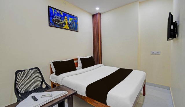 Hotel O Moonlight Luxury Rooms