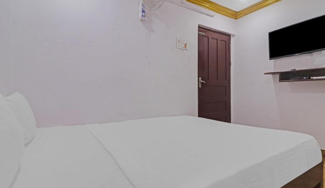 Hotel O V Guest Inn