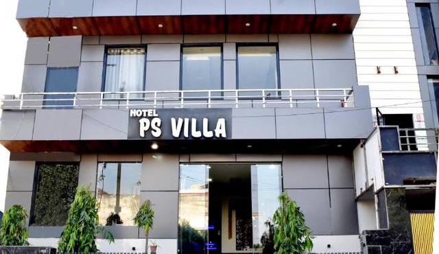 Hotel P S Villa & Banquet