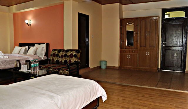 Hotel Prakash Regency Sangla