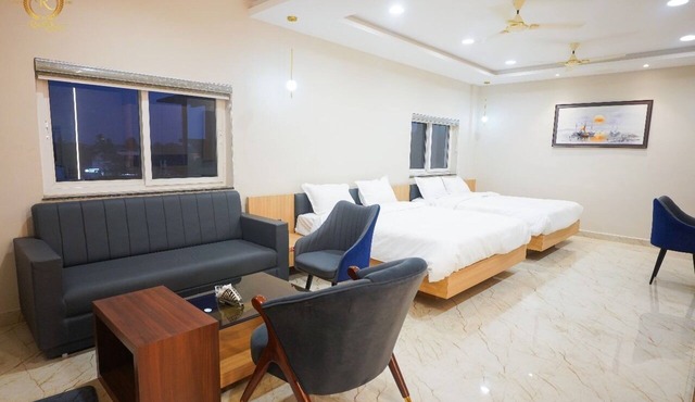 Hotel Radhika Regency