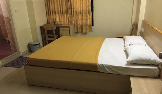 Hotel Rainbow in Bengaluru
