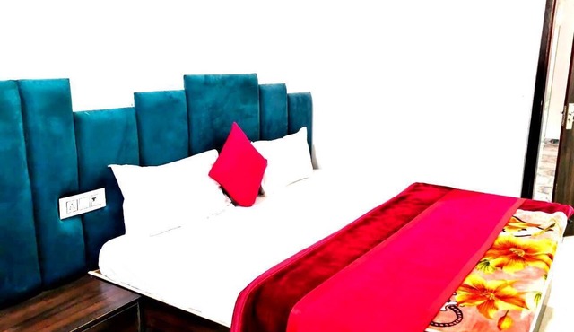 Hotel Ravintam
