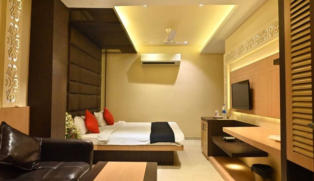 HOTEL ROYAL COTTAGE