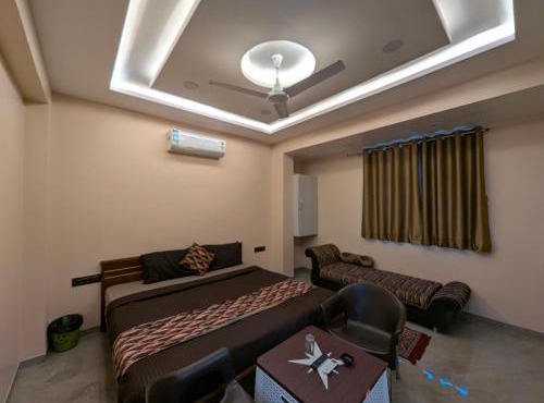 Hotel Sai Vandan