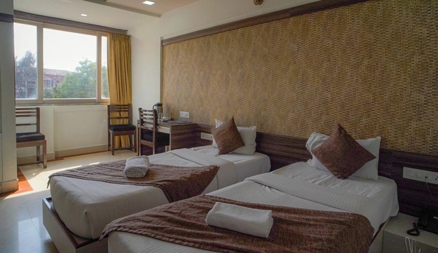 Hotel Samrat