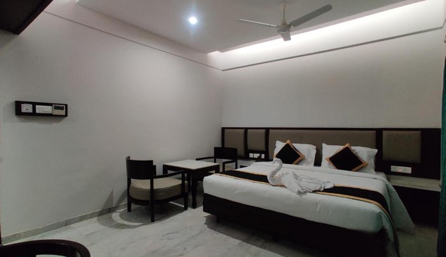 Hotel Saratharajans in Madurai