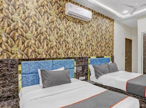 HOTEL Sarovar