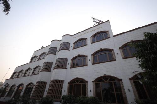 Hotel Sheetal Regency,Near Janambhumi