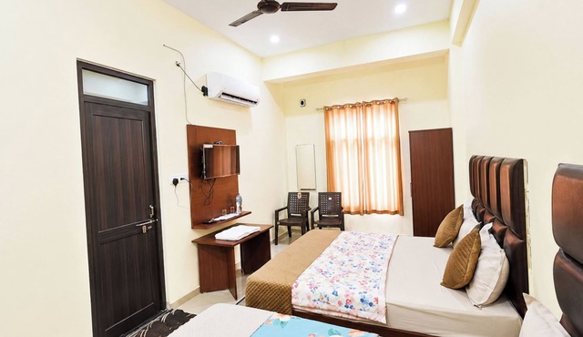 Hotel Shree Ramayanam Ayodhya in Ayodhya