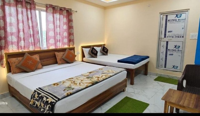 Hotel Shree Rameshwaram Ayodhya