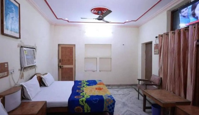 Hotel Shyam Inn - Standard Room Apartment