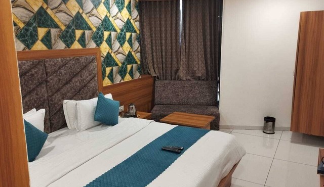 Hotel Silver Inn