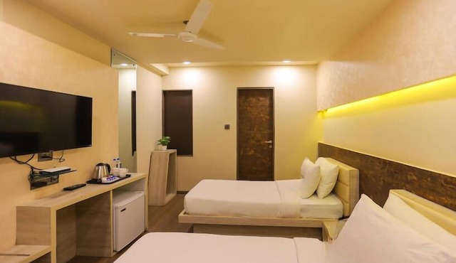 Hotel Sonash by Golden Treat