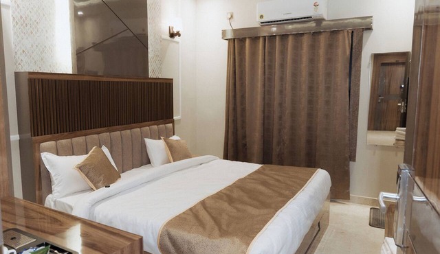 HOTEL STAR DELIGHT