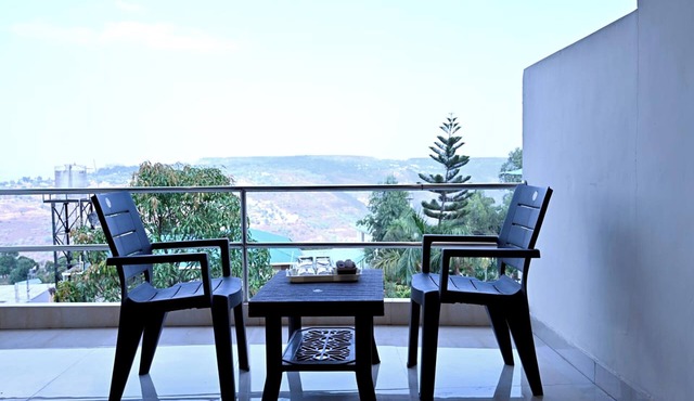 Hotel Sunrise, Panchgani