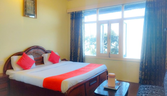 Hotel Surya Resort