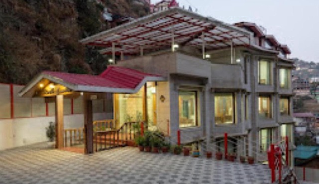 Hotel The Rock Castle Shimla