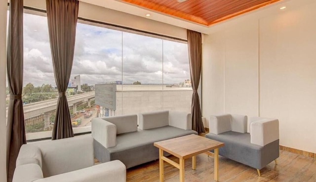 Hotel Tree Suites Next Airport In