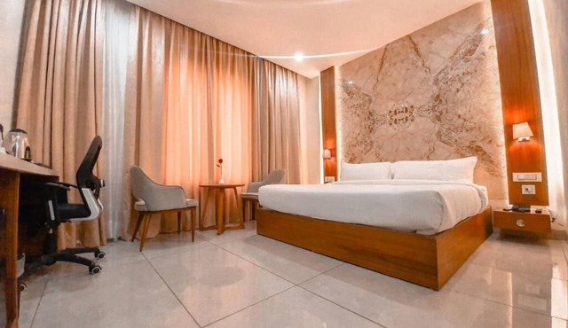 Hotel Trenor.