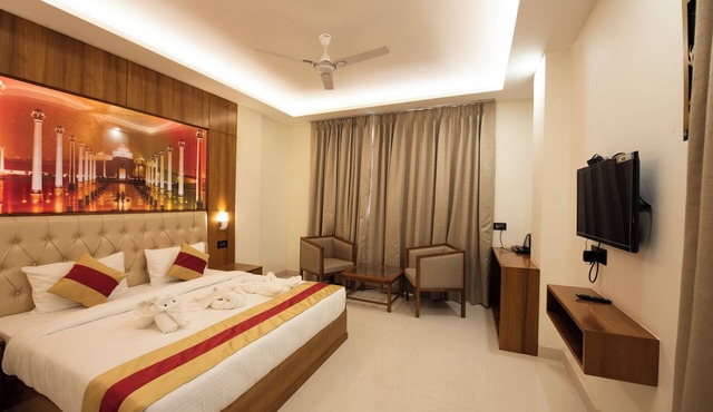 HOTEL URBANE INN