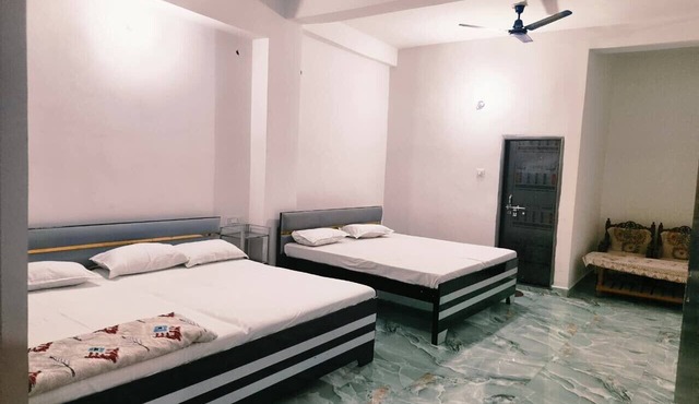 Hotel Vaibhav Mandapam