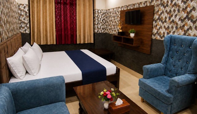 HOTEL VISHAL PALACE