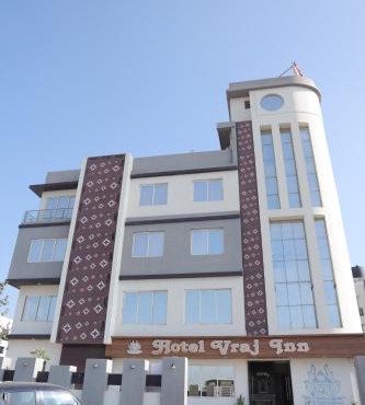 Hotel Vraj Inn