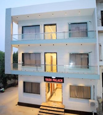 Hotel Yash Palace