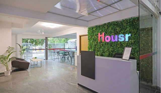 Housr Sector 43 Gurgaon Paras Hospital