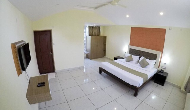 Hoysala Resort DELUXE COTTAGE 2