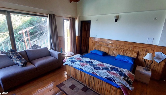 HR Stone Cottage