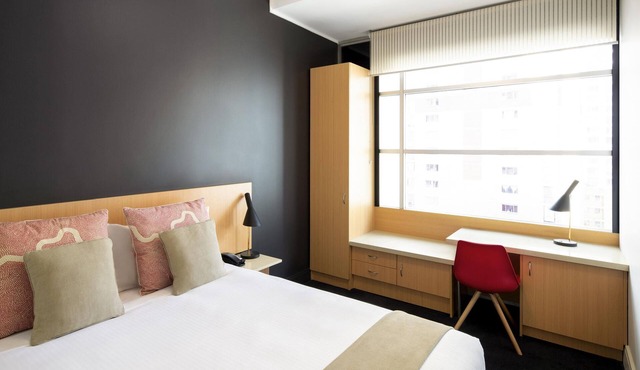 ibis Sydney World Square