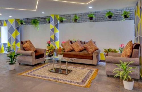 INR Suites - Hitech City