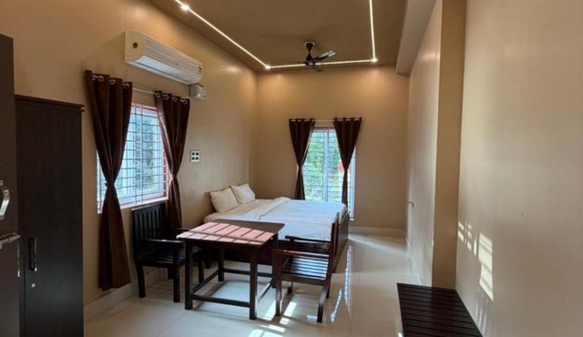 JRR room stay