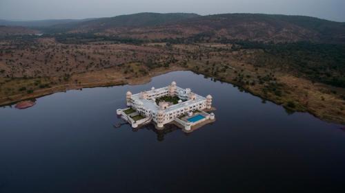 juSTa Lake Nahargarh Palace, Chittorgarh