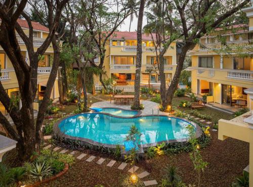 Kensho Villas Daisy with Private Pool Serene 5-BHK With Shared Pool & Lift, Near Popular Beaches