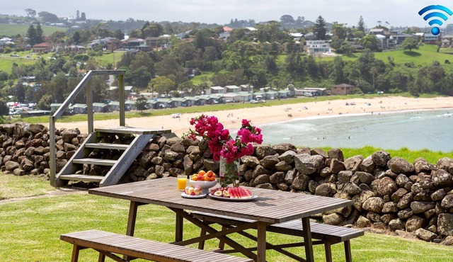 Kiama Beach Cottage at Easts Beach