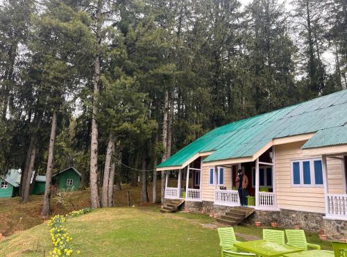Lala Ji coasy cottage